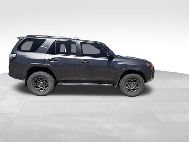 Used 2020 Toyota 4Runner TRD Off-Road Premium w/ Moonroof Package AWD/4WD image 4