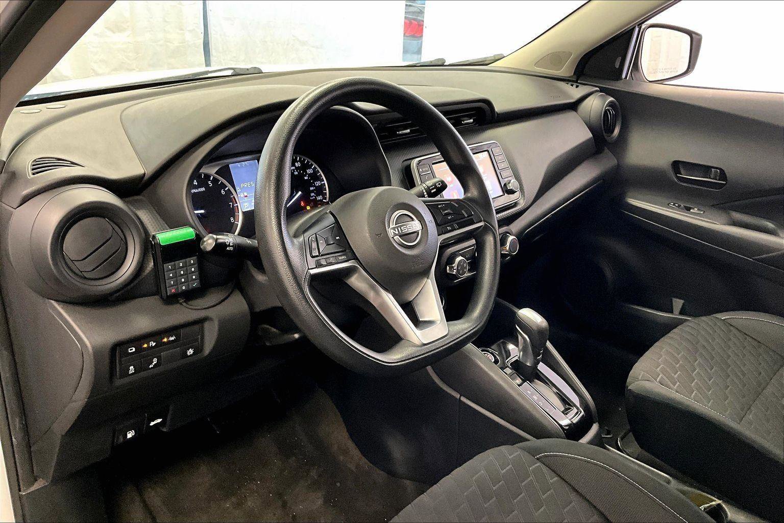 Used 2022 Nissan Kicks S image 12