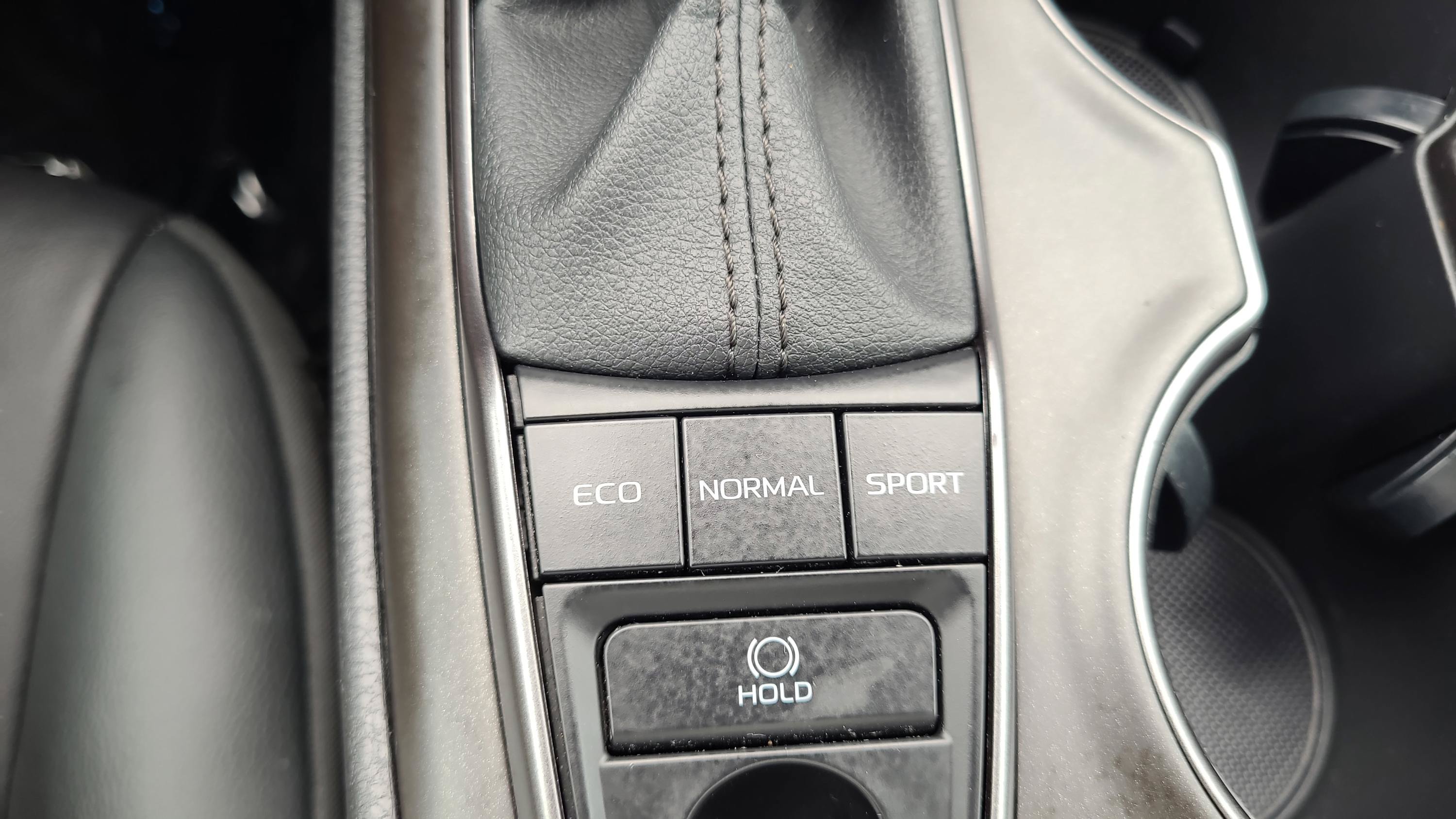 Used 2022 Toyota Camry XSE FWD image 24