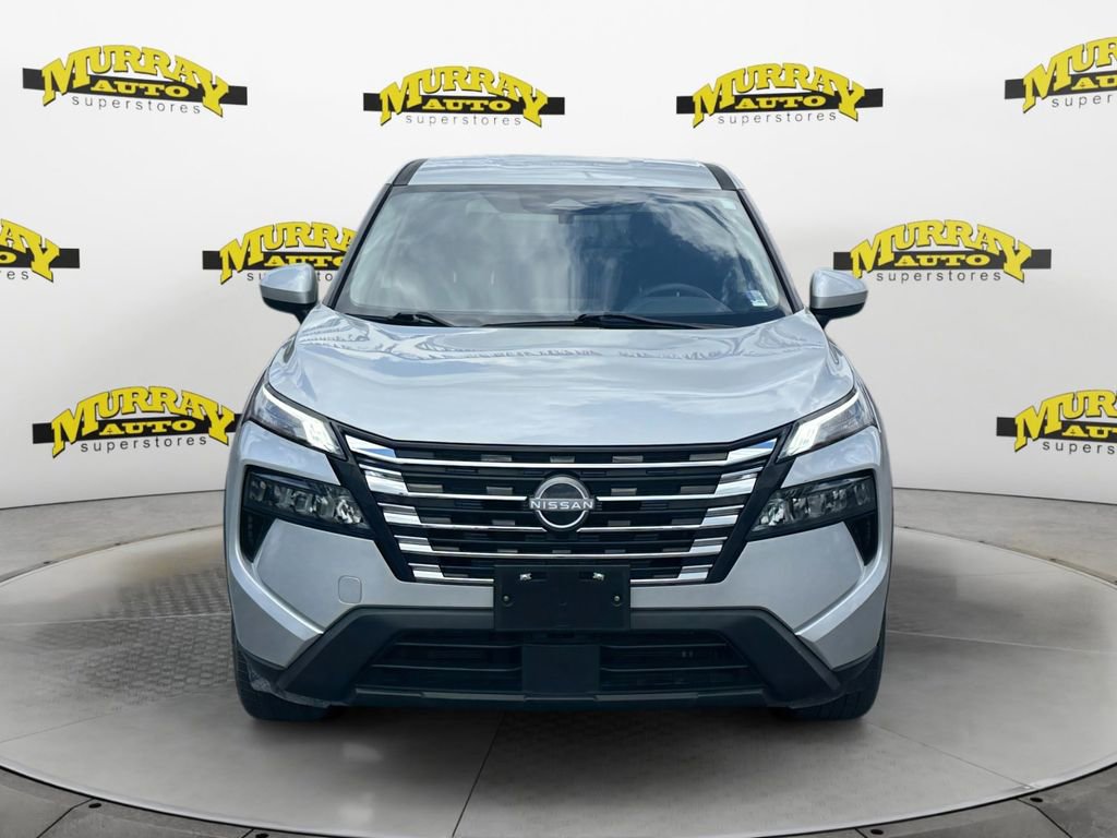 Used 2024 Nissan Rogue SV AWD/4WD image 9