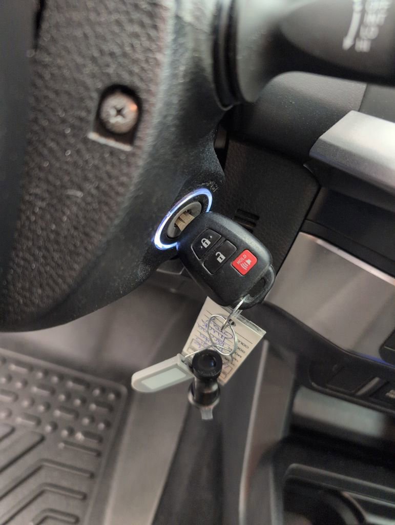 Used 2020 Toyota Tacoma SR5 image 45