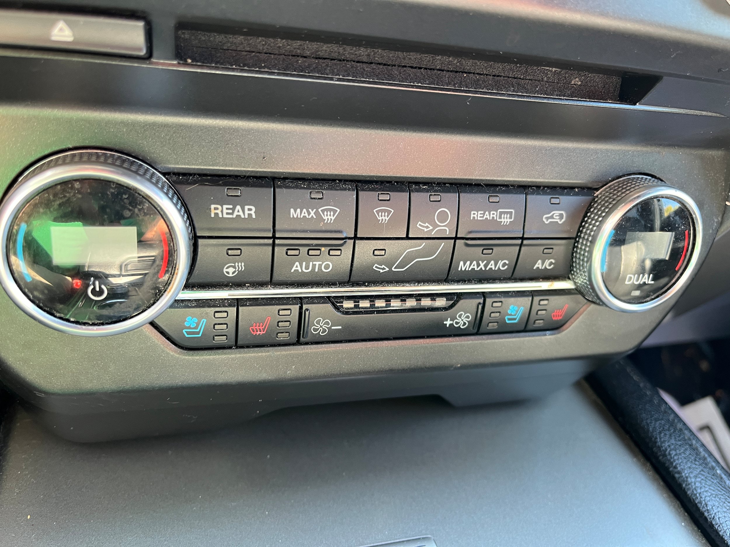 Certified 2018 Ford Expedition Max XLT w/ Equipment Group 202A AWD/4WD image 20