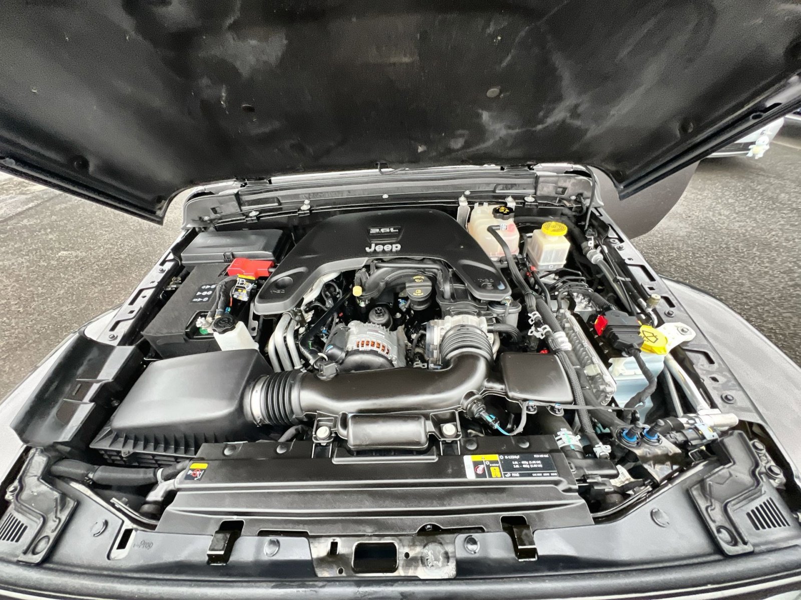 Used 2020 Jeep Gladiator Overland w/ Popular Equipment Package image 27