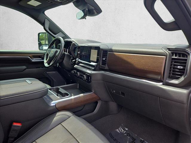 Used 2024 Chevrolet Silverado 2500 High Country w/ High Country Premium Package AWD/4WD image 19