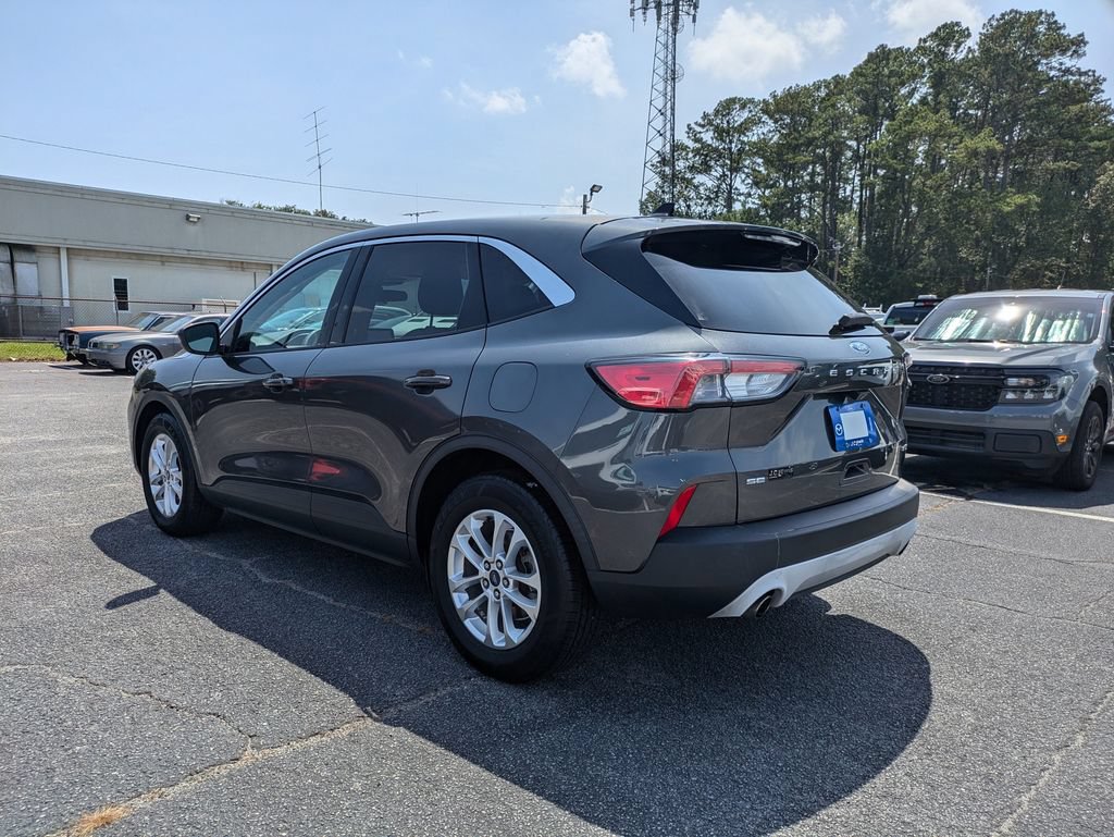 Certified 2020 Ford Escape SE FWD image 6
