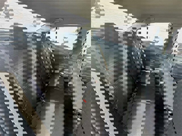 Used 2021 Nissan Versa SV image 27