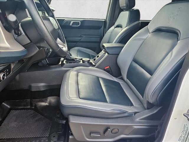 Certified 2024 Ford Bronco Outer Banks w/ Sasquatch Package image 16