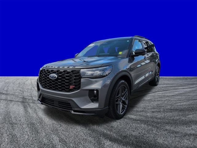 Certified 2025 Ford Explorer ST RWD image 8