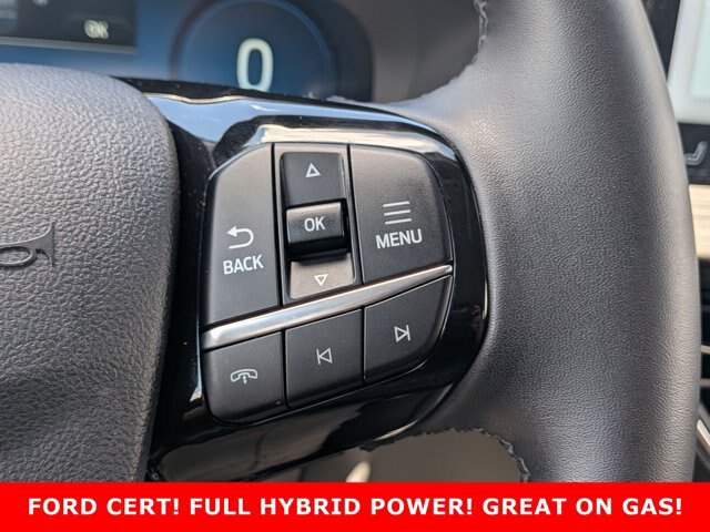 Certified 2024 Ford Escape Platinum AWD/4WD image 15