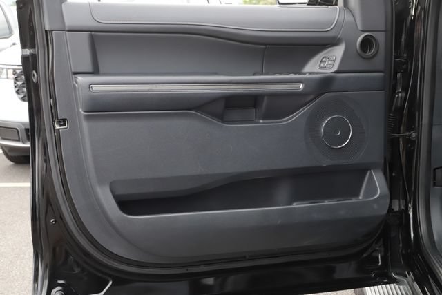 Certified 2024 Ford Expedition XLT AWD/4WD image 18