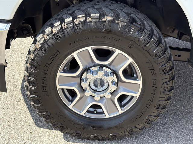 Certified 2024 Ford F250 Lariat w/ FX4 Off-Road Package AWD/4WD image 9