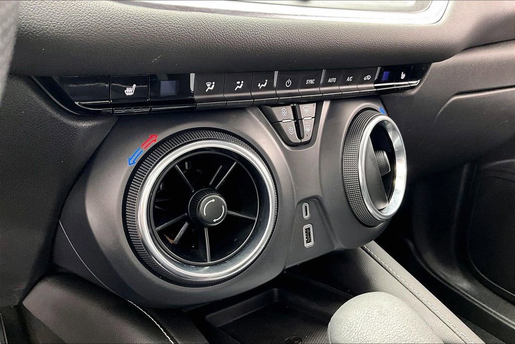 Used 2024 Chevrolet Blazer LT w/ Convenience Package image 31