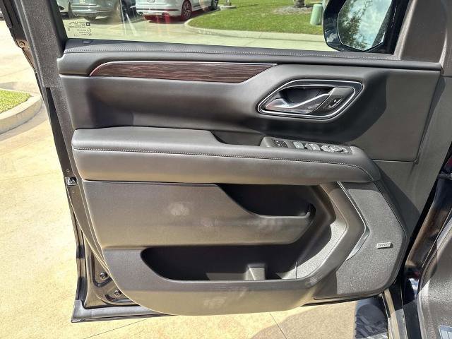 Used 2024 Chevrolet Tahoe Z71 w/ Luxury Package image 23
