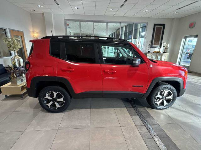 Used 2021 Jeep Renegade Trailhawk image 6