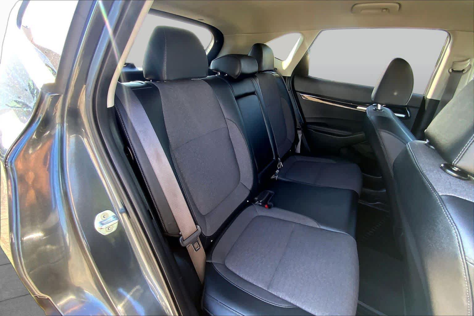 Used 2022 Kia Seltos S FWD image 18