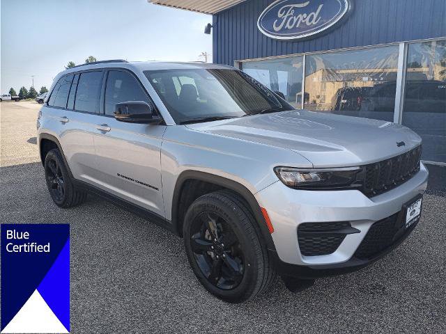 Used 2023 Jeep Grand Cherokee Altitude