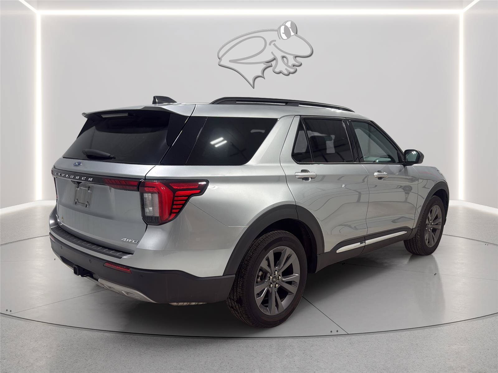 Certified 2025 Ford Explorer Active w/ Active Comfort Package AWD/4WD image 5