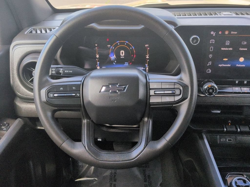 Used 2023 Chevrolet Colorado Trail Boss w/ Technology Package AWD/4WD image 13