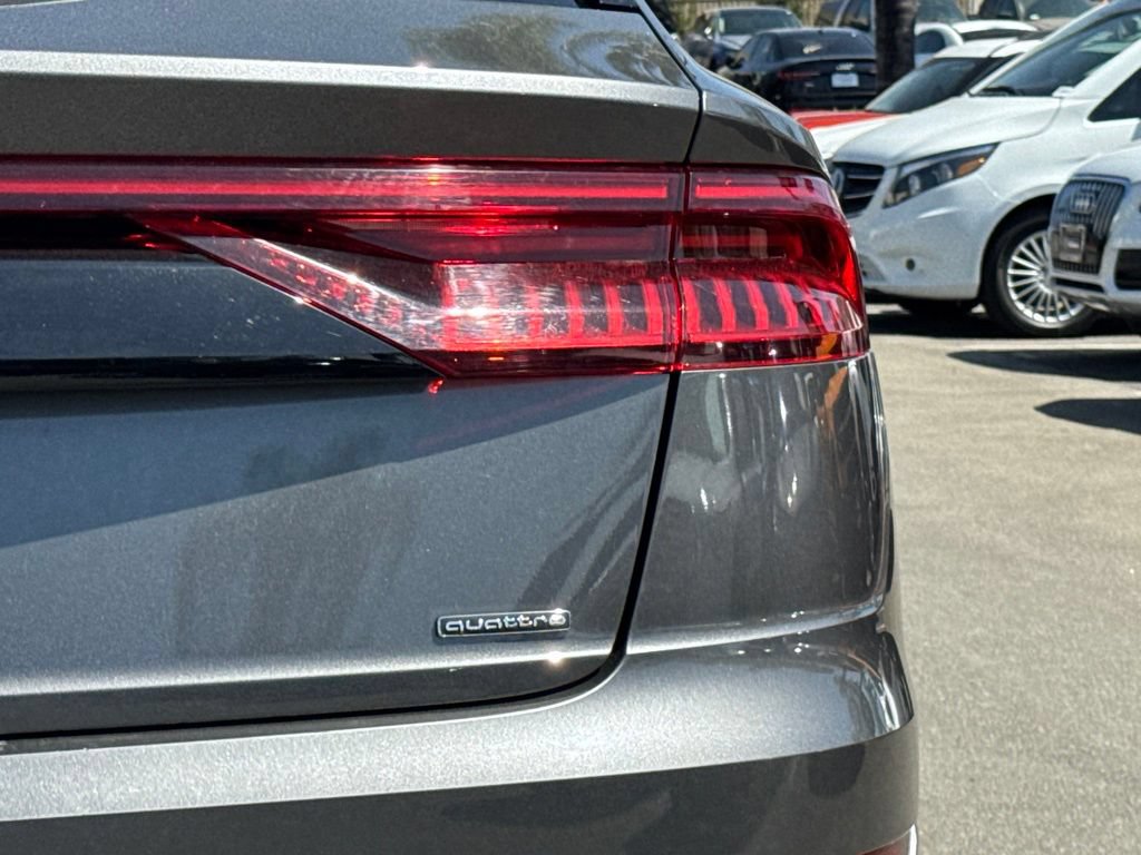 Used 2019 Audi Q8 Premium Plus AWD/4WD image 17