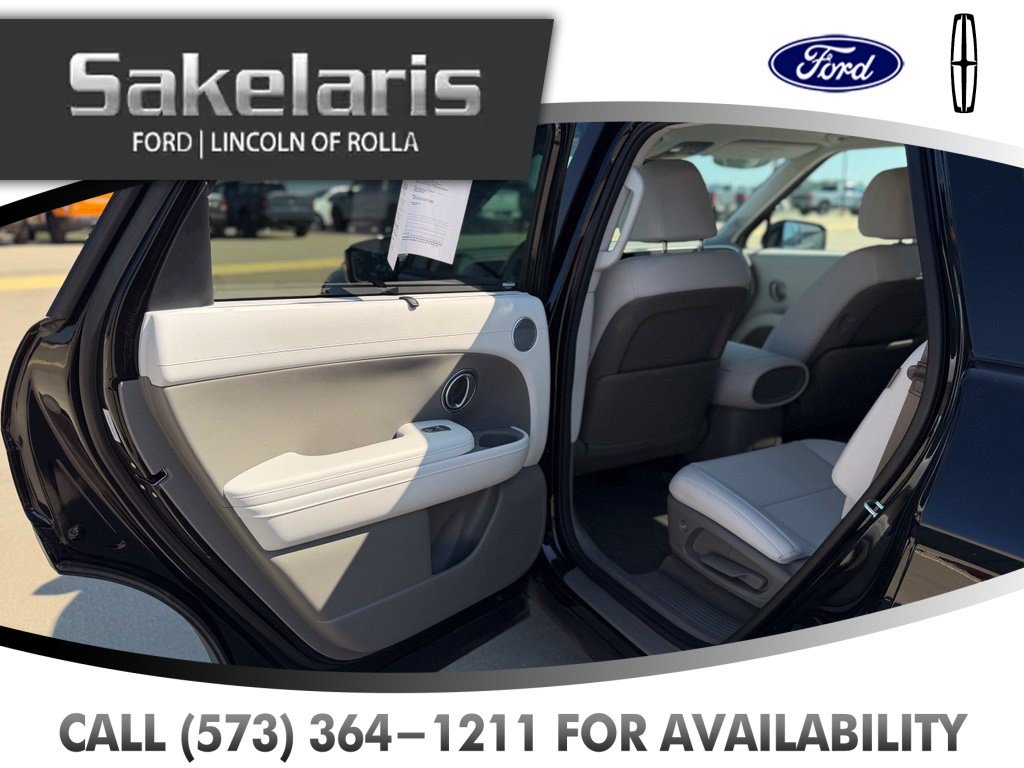 Used 2026 Hyundai Palisade SEL FWD image 34