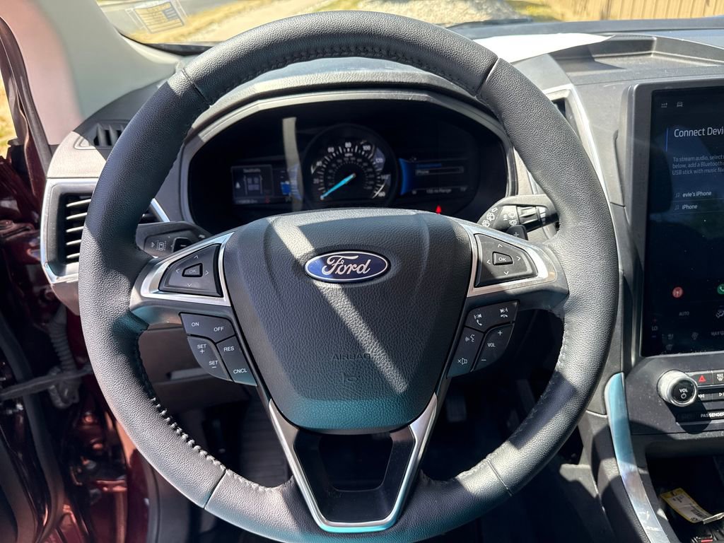 Certified 2022 Ford Edge Titanium w/ Class II Trailer Tow Package AWD/4WD image 16