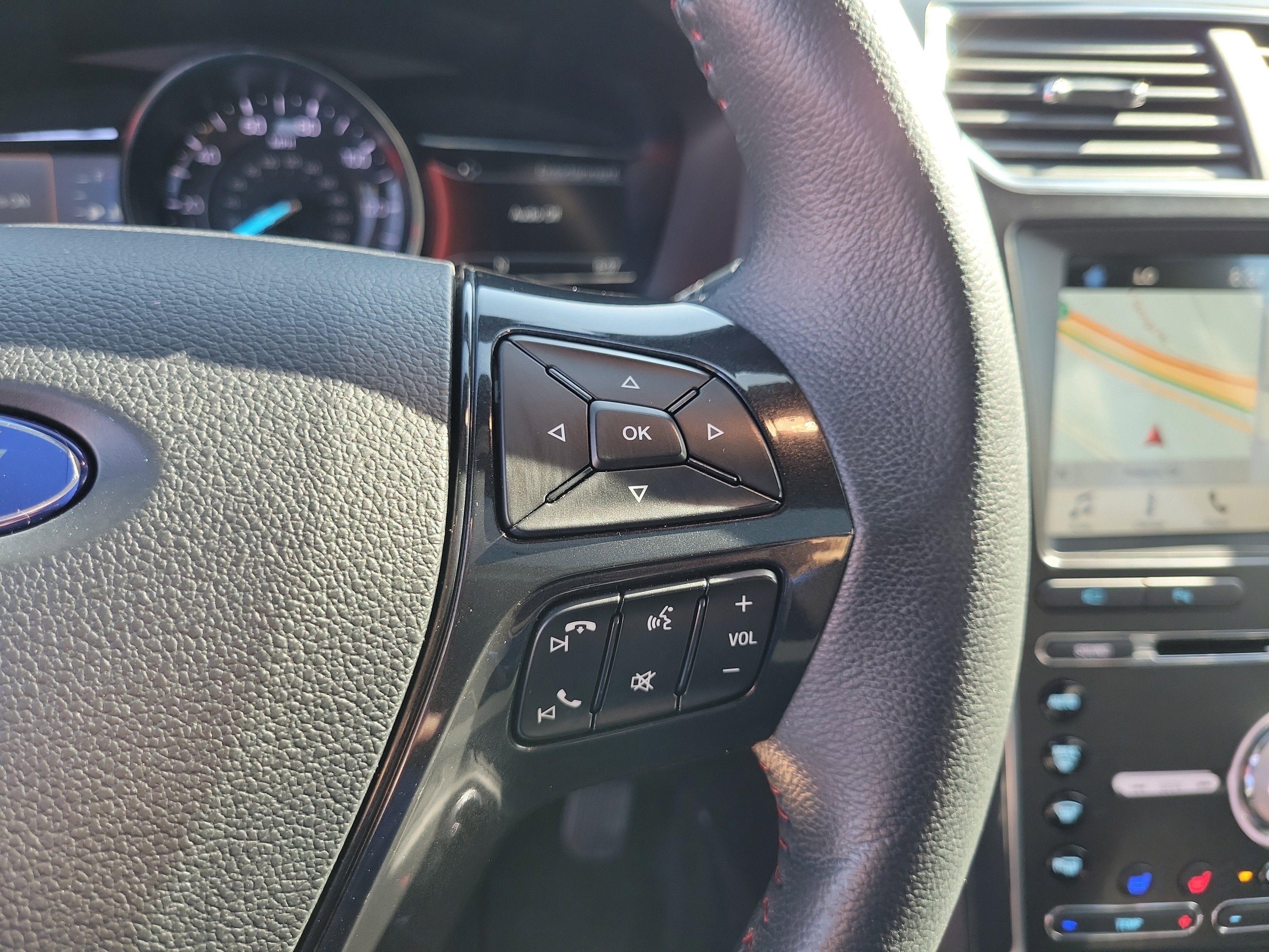 Certified 2018 Ford Explorer Sport w/ Equipment Group 401A AWD/4WD image 7