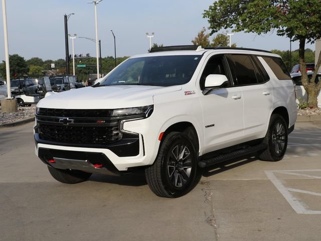 Used 2022 Chevrolet Tahoe Z71 w/ Luxury Package AWD/4WD image 3