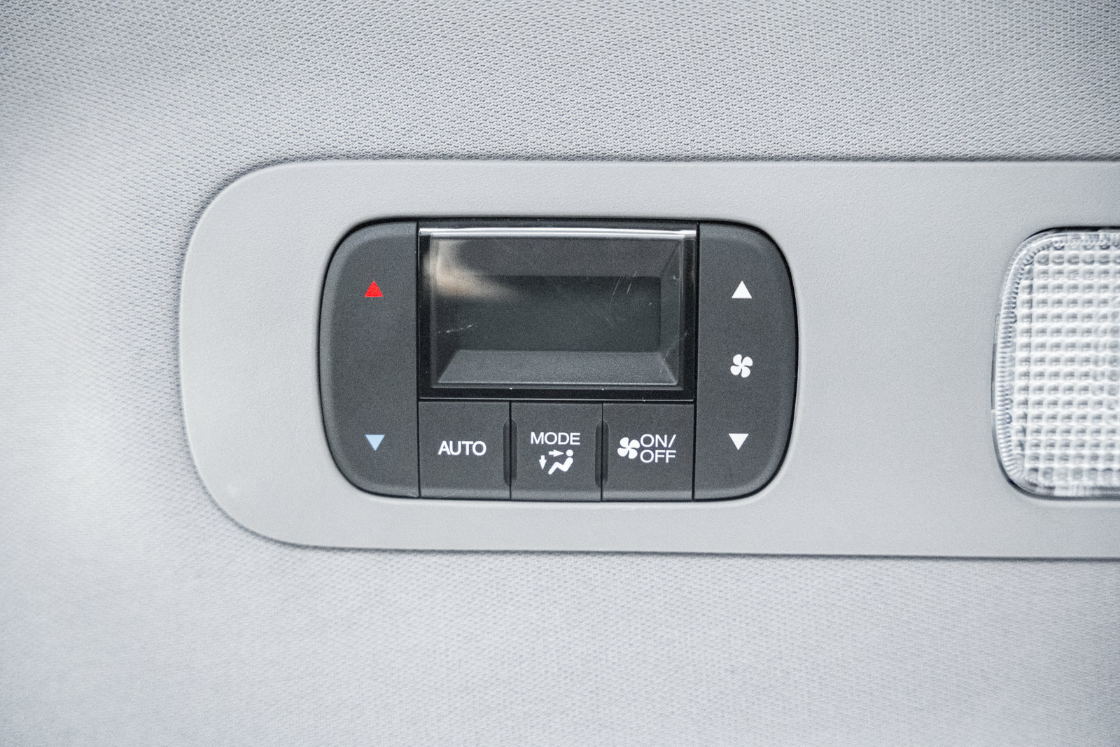 Used 2023 Honda Odyssey Elite image 35