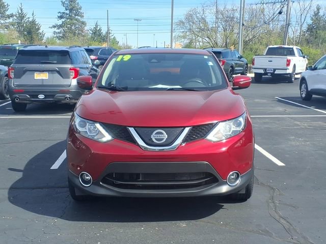 Used 2019 Nissan Rogue Sport AWD image 2
