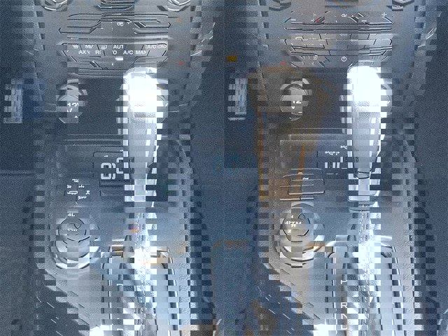 Certified 2023 Ford Ranger Lariat w/ FX4 Off-Road Package image 17