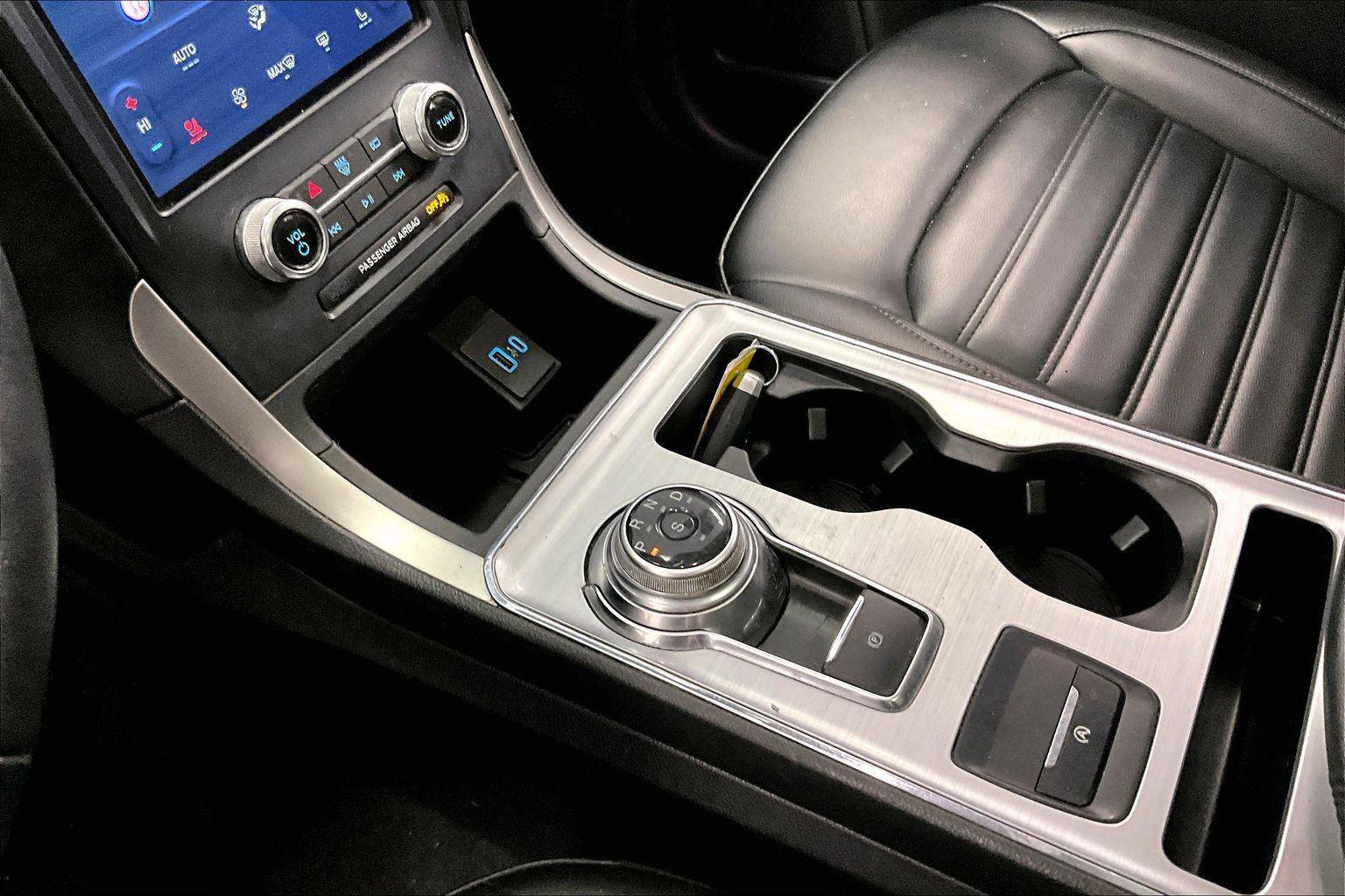 Certified 2022 Ford Edge SEL w/ Convenience Package image 16