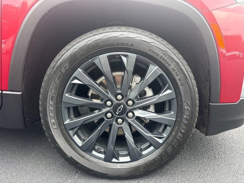 Used 2022 Chevrolet Traverse RS FWD image 10