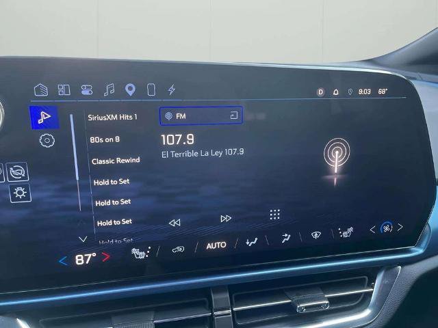Used 2024 Chevrolet Equinox EV LT FWD image 23