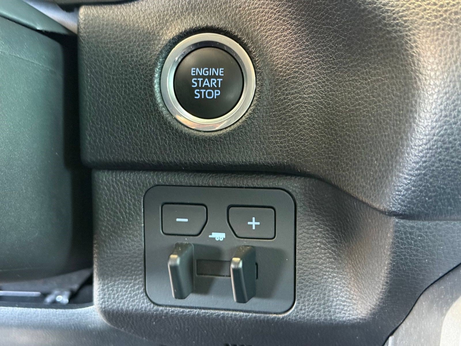 Used 2024 Toyota Tundra SR5 w/ SR5 Premium Package AWD/4WD image 19