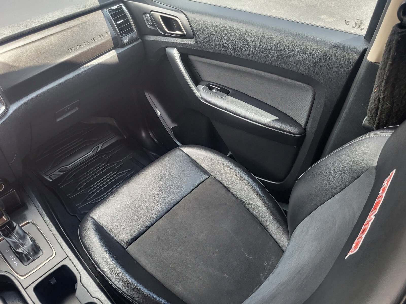 Certified 2022 Ford Ranger XLT w/ Tremor Off-Road Package AWD/4WD image 17