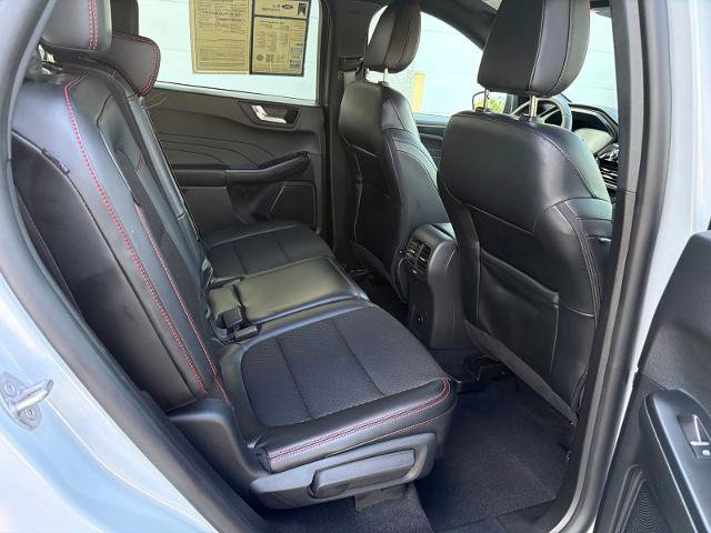 Certified 2026 Ford Escape ST-Line AWD/4WD image 29