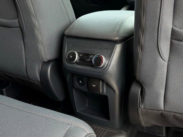 Certified 2025 Ford Explorer Active AWD/4WD image 24