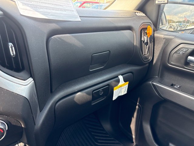 Used 2025 Chevrolet Silverado 1500 Custom w/ Turbomax Blackout Package AWD/4WD image 22