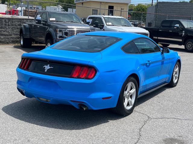 Certified 2017 Ford Mustang Coupe RWD image 3