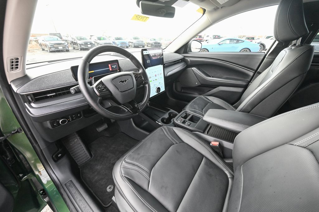 Certified 2025 Ford Mustang Mach-E Premium image 22