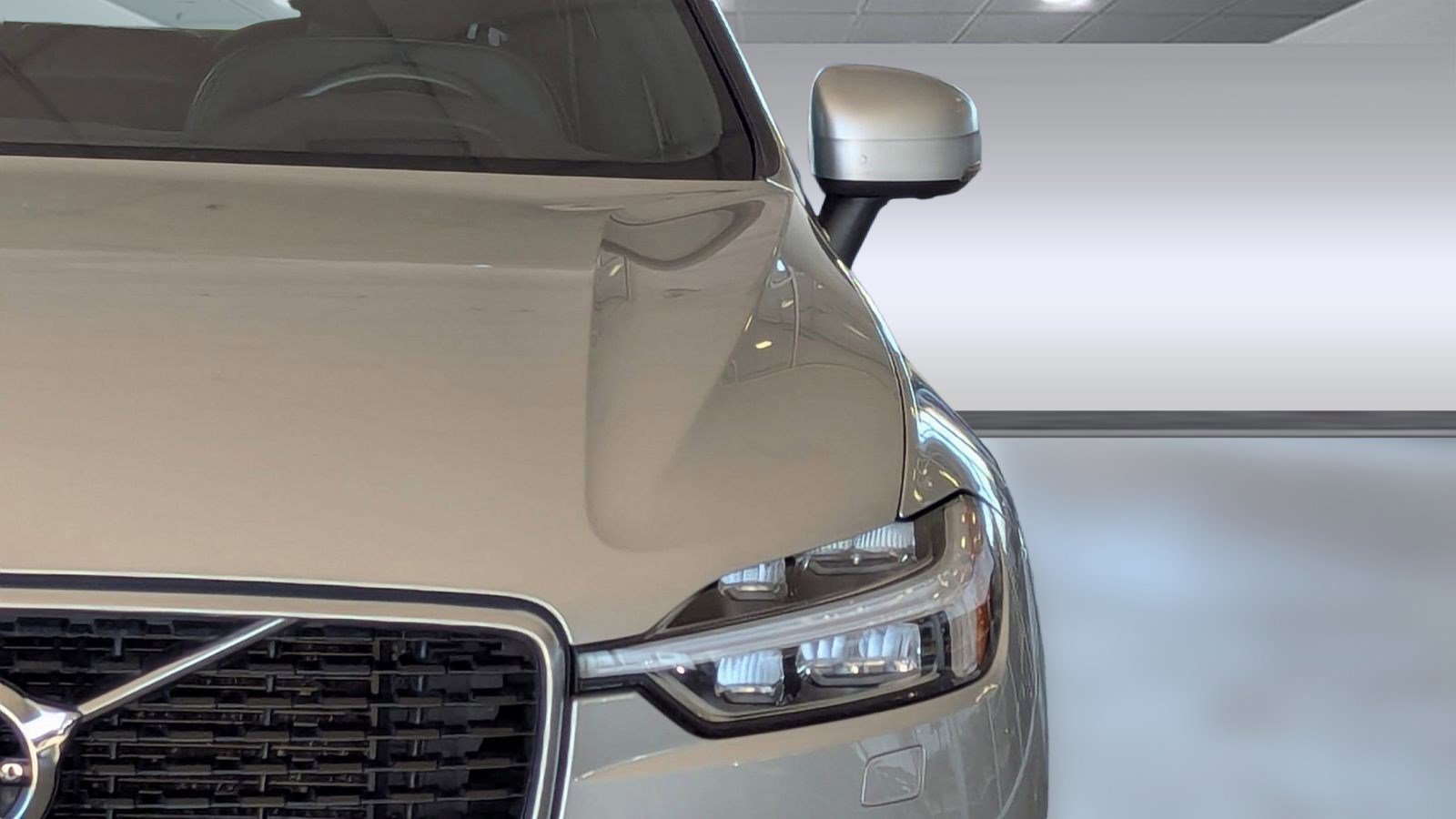 Used 2018 Volvo XC60 T6 R-Design w/ Convenience Package image 11