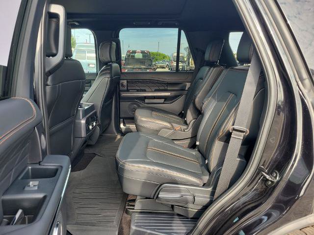 Certified 2023 Ford Expedition Platinum AWD/4WD image 9