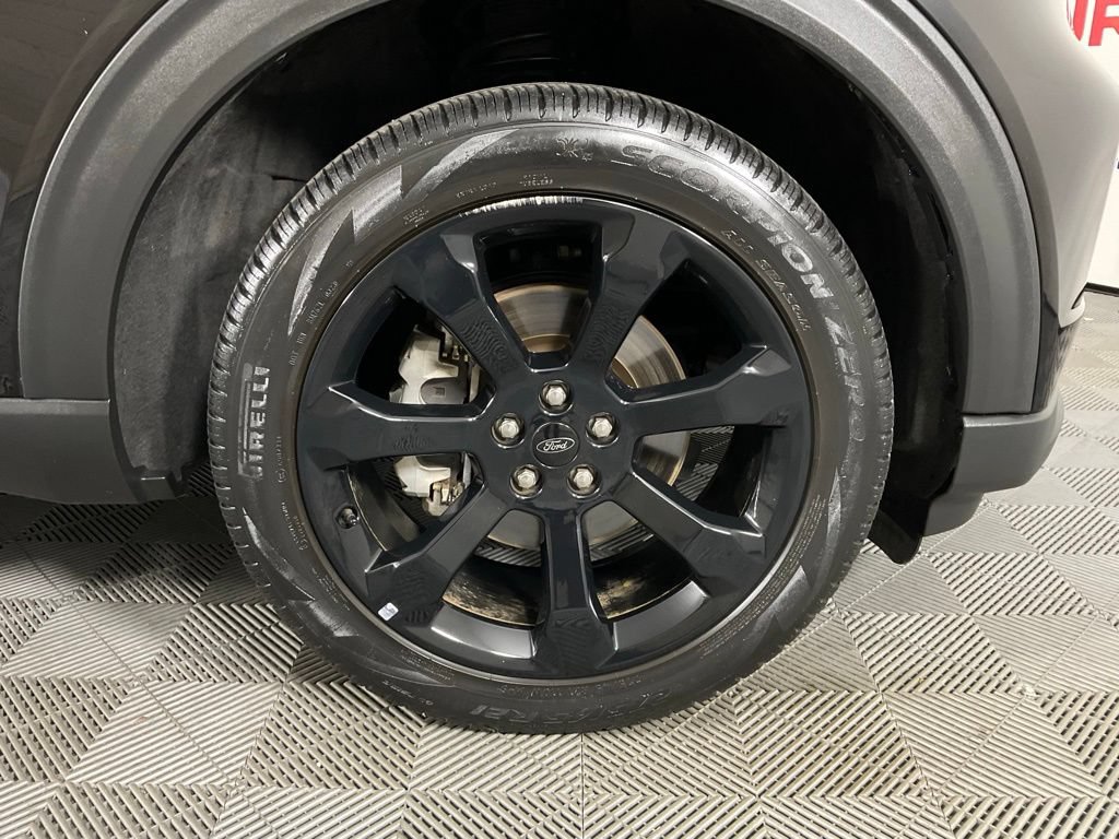 Certified 2023 Ford Explorer ST-Line AWD/4WD image 10