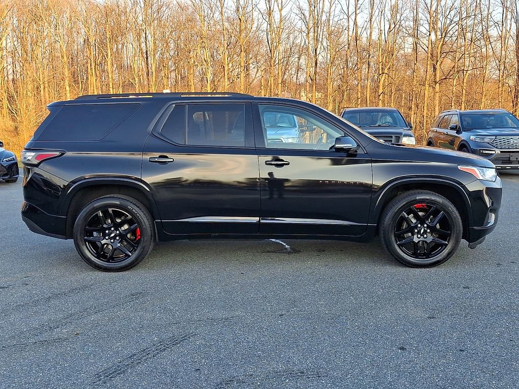 Used 2020 Chevrolet Traverse Premier w/ Redline Edition image 7
