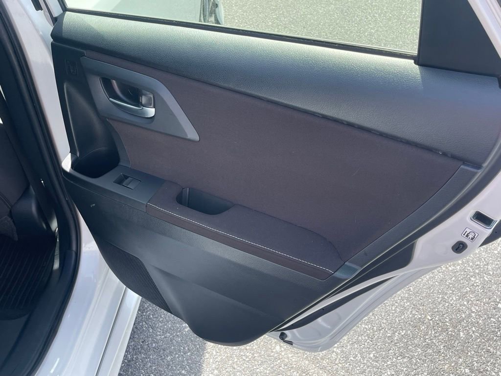 Used 2018 Toyota Corolla iM image 19