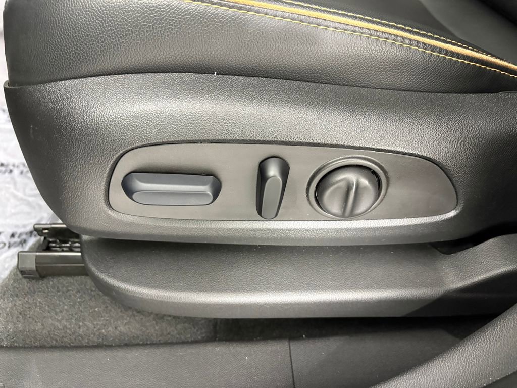 Used 2024 GMC Terrain AT4 w/ Infotainment Package II AWD/4WD image 14