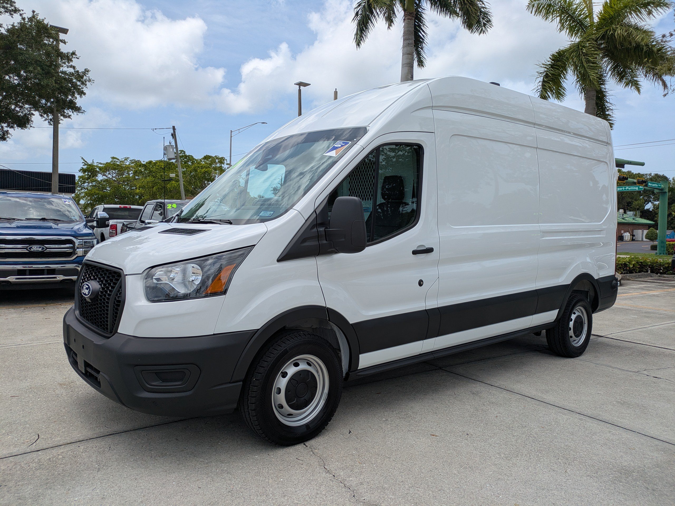 Certified 2026 Ford Transit 250 148 High Roof w/ Load Area Protection Package RWD image 7