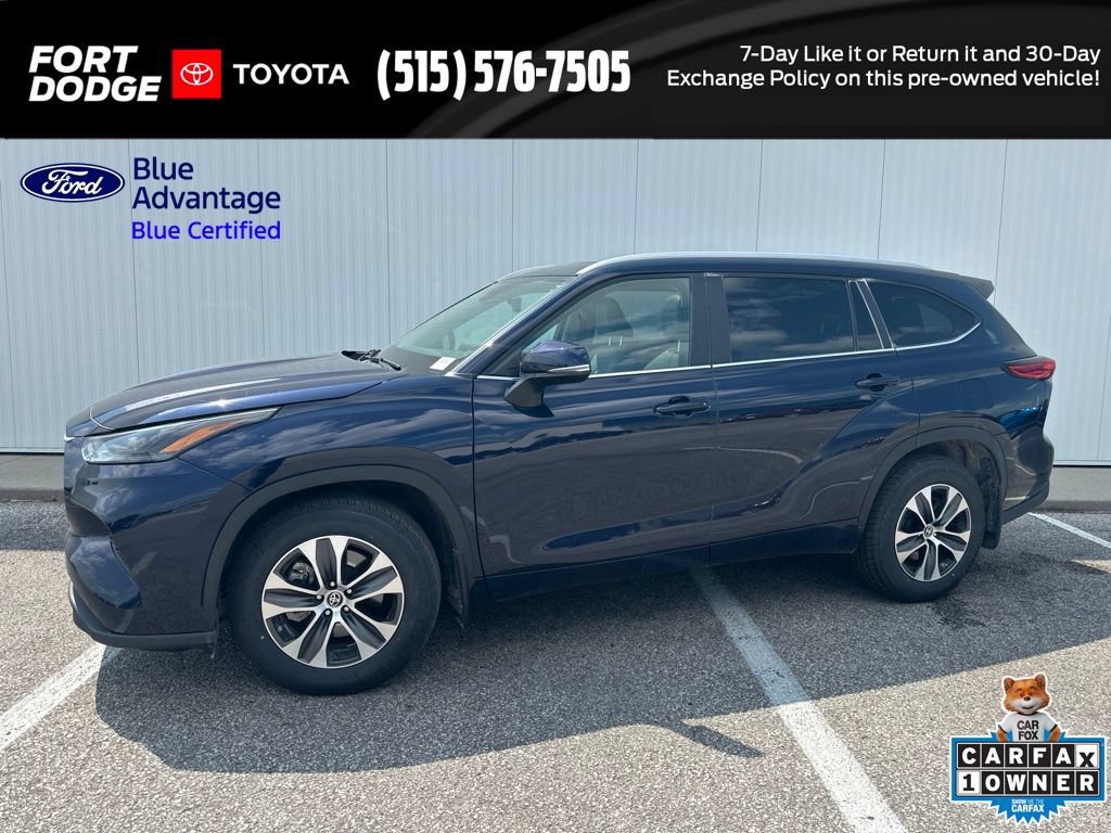 Used 2023 Toyota Highlander XLE AWD/4WD image 1