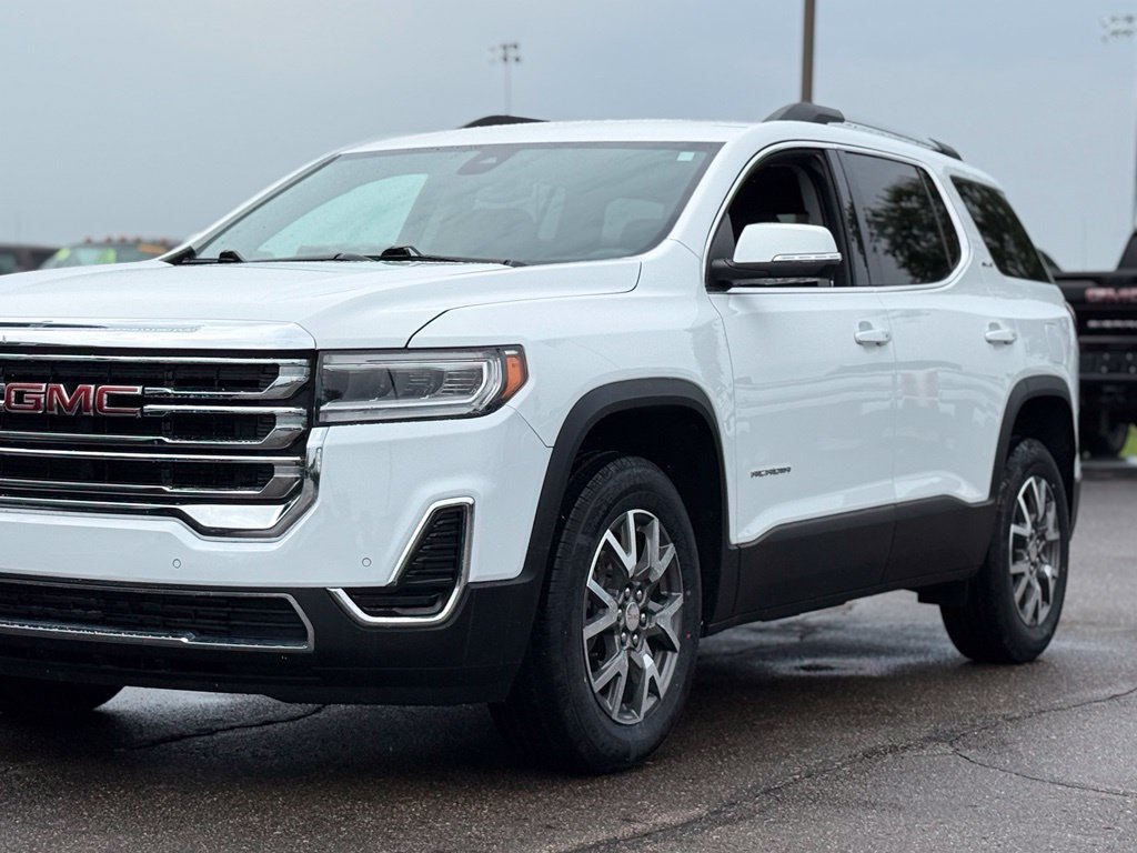 Used 2022 GMC Acadia SLE w/ Driver Convenience Package FWD image 41