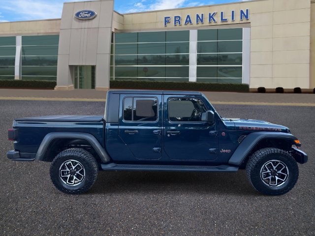 Used 2025 Jeep Gladiator Rubicon w/ Safety Group AWD/4WD image 8